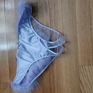 CROTCHLESS SAVAGE X FENTY